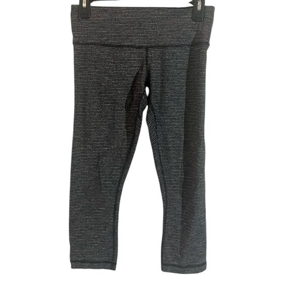 Lululemon Wunder Under Gray Textured Athletic Capri Leggings Stretch Women's 6 - Picture 1 of 8
